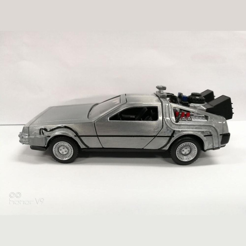 Retour vers le futur - DeLorean 1:32